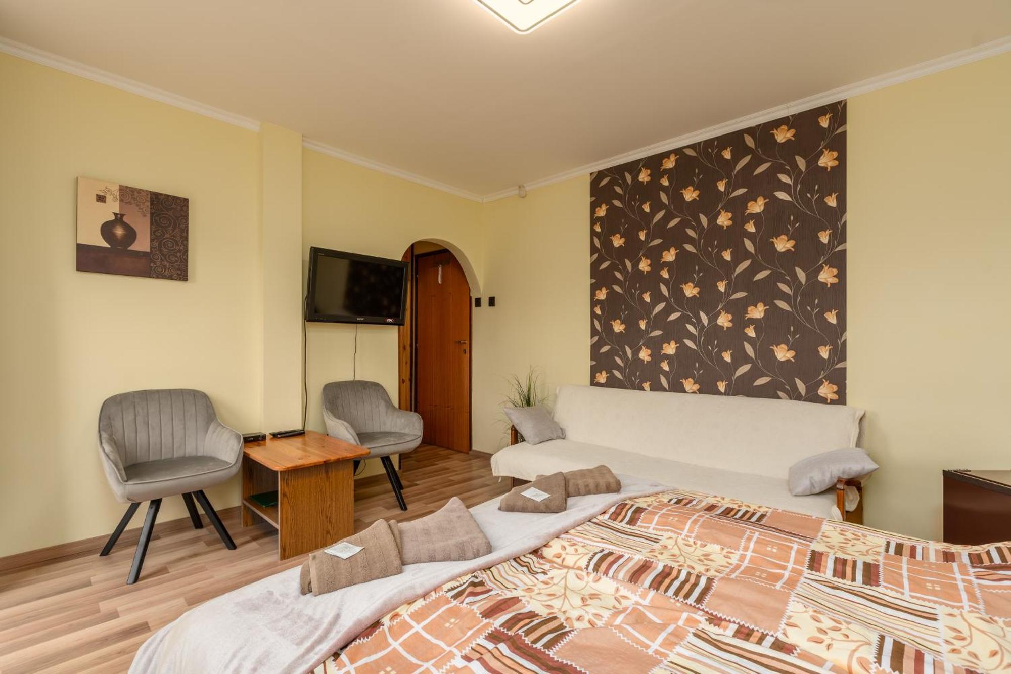 Janika Pension Vonyarcvashegy Exteriér fotografie