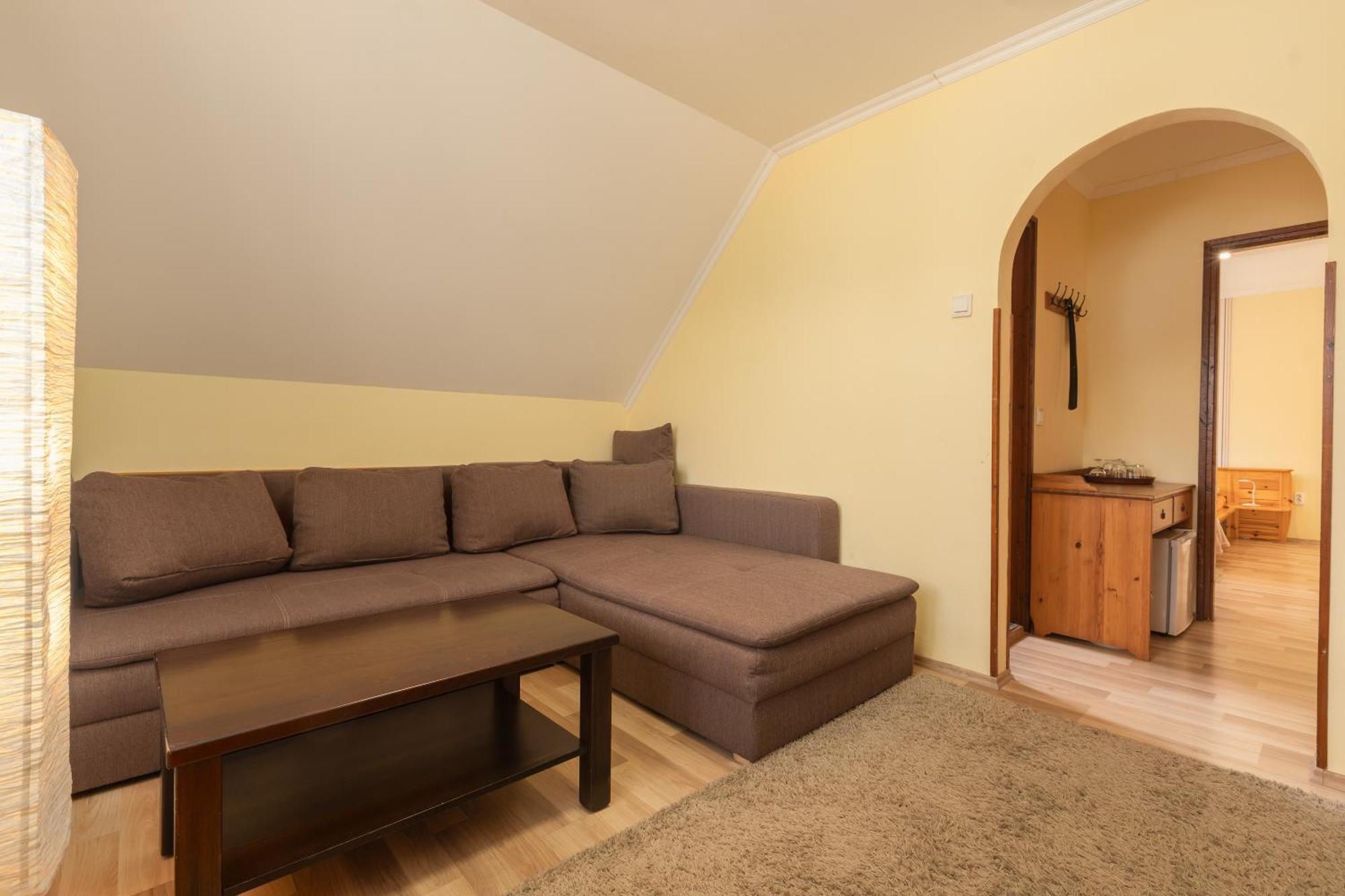 Janika Pension Vonyarcvashegy Exteriér fotografie
