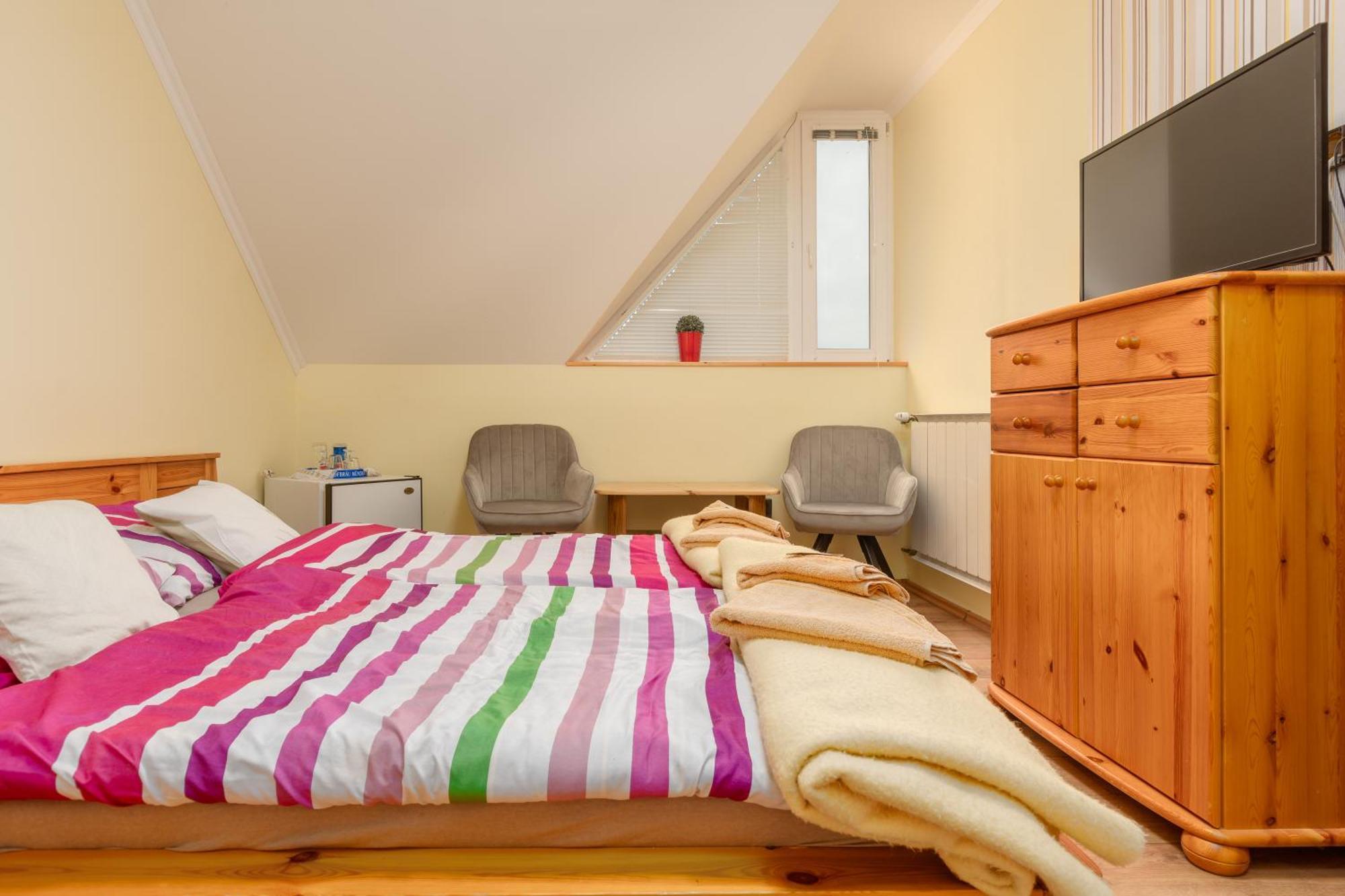 Janika Pension Vonyarcvashegy Exteriér fotografie